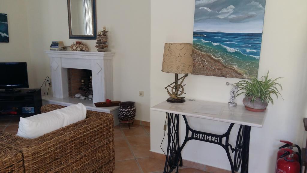 Vk Villas Apolpaina Bagian luar foto