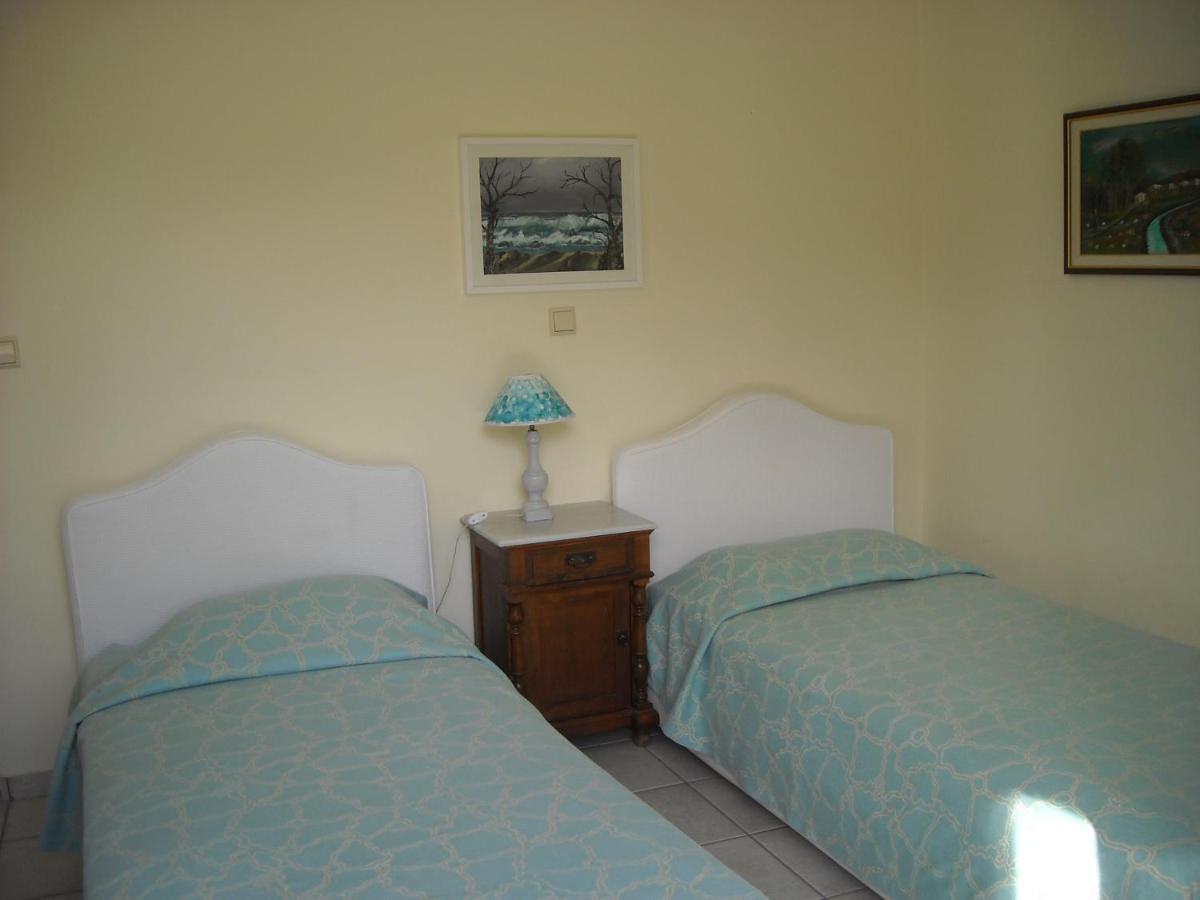 Vk Villas Apolpaina Bagian luar foto